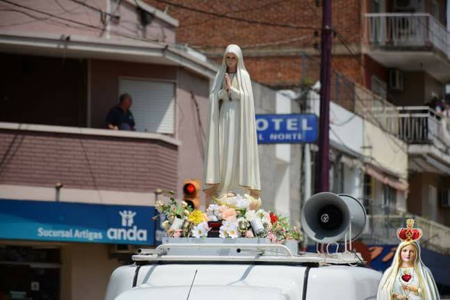 El pueblo artiguense le dió la bienvenida a la virgen de Fatima