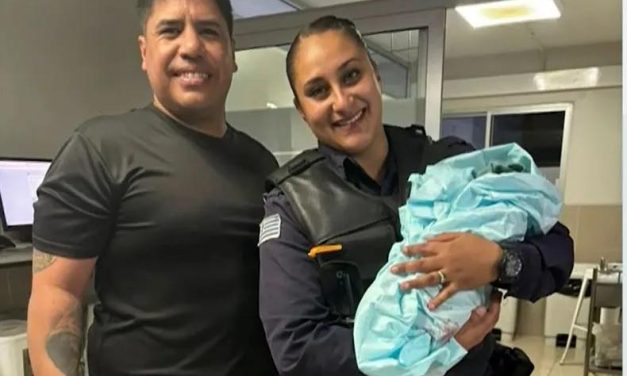 POLICÍA ARTIGUENSE ASISTIÓ UN PARTO EN UN PATRULLERO EN MONTEVIDEO
