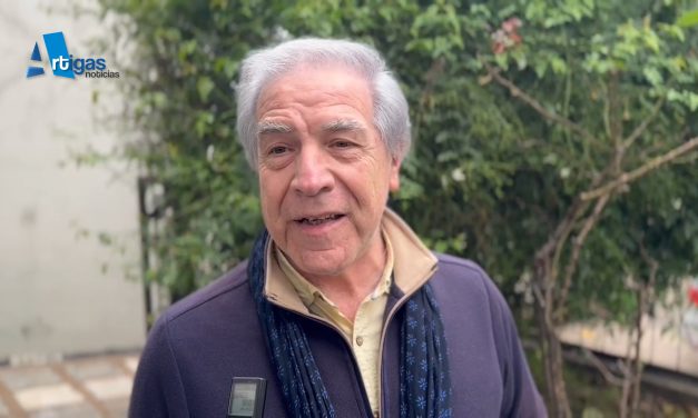 “FUE UN HONOR CERRAR EL EVENTO MUNDIAL”: EL PIANISTA ARTIGUENSE MIGUEL LECUEDER REGRESÓ TRAS BRILLAR EN SERBIA