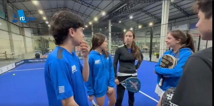 CUATRO JÓVENES DE ARTIGAS CLASIFICARON AL MUNDIAL DE PÁDEL EN ESPAÑA