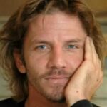 FACUNDO ARANA LLEGA A ARTIGAS CON SU UNIPERSONAL “EN EL AIRE”