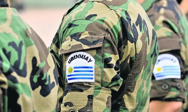 JOVEN MILITAR ARTIGUENSE FUE ASESINADO EN DURAZNO 𝐄𝐥 𝐞𝐟𝐞𝐜𝐭𝐢𝐯𝐨 𝐭𝐞𝐧𝐢́𝐚 𝟐𝟒 𝐚𝐧̃𝐨𝐬 𝐲 𝐞𝐫𝐚 𝐨𝐫𝐢𝐮𝐧𝐝𝐨 𝐝𝐞 𝐏𝐢𝐧𝐭𝐚𝐝𝐢𝐭𝐨