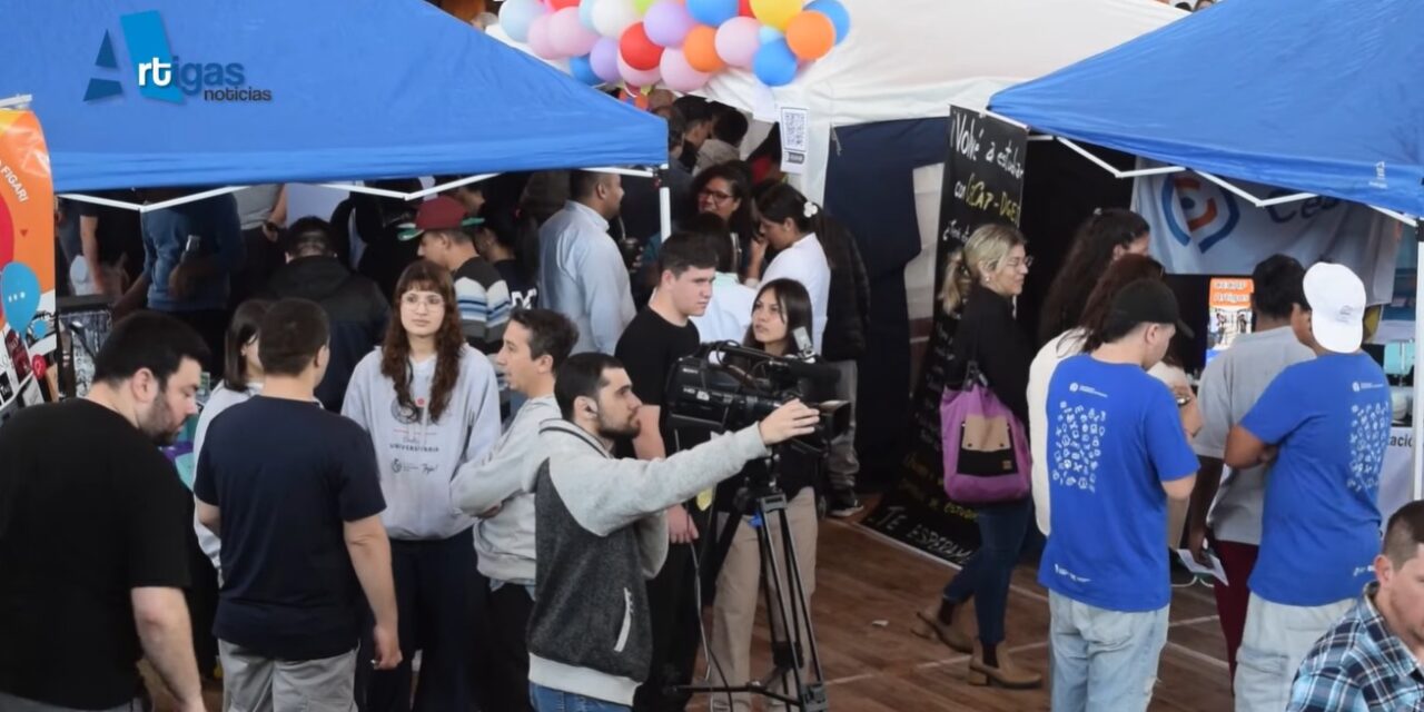 SE REALIZÓ  LA EXPO EDUCA EN ARTIGAS CON DIVERSAS PROPUESTAS