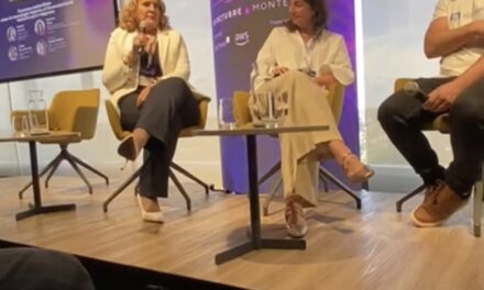 EMPRESARIA ARTIGUENSE NATALIA LENCINA PARTICIPÓ EN EL FINTECH SUMMIT URUGUAY 2025 ❞𝗛𝗮𝘆 𝗾𝘂𝗲 𝗲𝘀𝗰𝘂𝗰𝗵𝗮𝗿 𝗮𝗹 𝗽𝗲𝗾𝘂𝗲𝗻̃𝗼 𝗰𝗼𝗺𝗲𝗿𝗰𝗶𝗮𝗻𝘁𝗲, 𝗽𝗼𝗿𝗾𝘂𝗲 𝗲𝗻 𝘀𝘂𝘀 𝗱𝗶𝗳𝗶𝗰𝘂𝗹𝘁𝗮𝗱𝗲𝘀 𝗲𝘀𝘁𝗮́𝗻 𝗹𝗮𝘀 𝗼𝗽𝗼𝗿𝘁𝘂𝗻𝗶𝗱𝗮𝗱𝗲𝘀❞