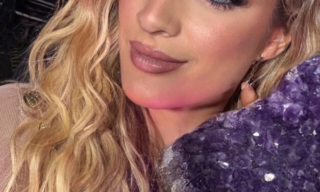 AMATISTAS DE ARTIGAS BRILLAN EN MISS UNIVERSO: EL IMPONENTE DISEÑO DE MAURO GARDELA LUCIDO POR VALERIA BALADÁN