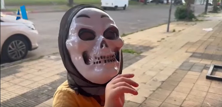 HALLOWEEN EN ARTIGAS: CIENTOS DE NIÑOS RECORRIERON LAS CALLES CELEBRANDO LA FIESTA QUE CRECE AÑO A AÑO