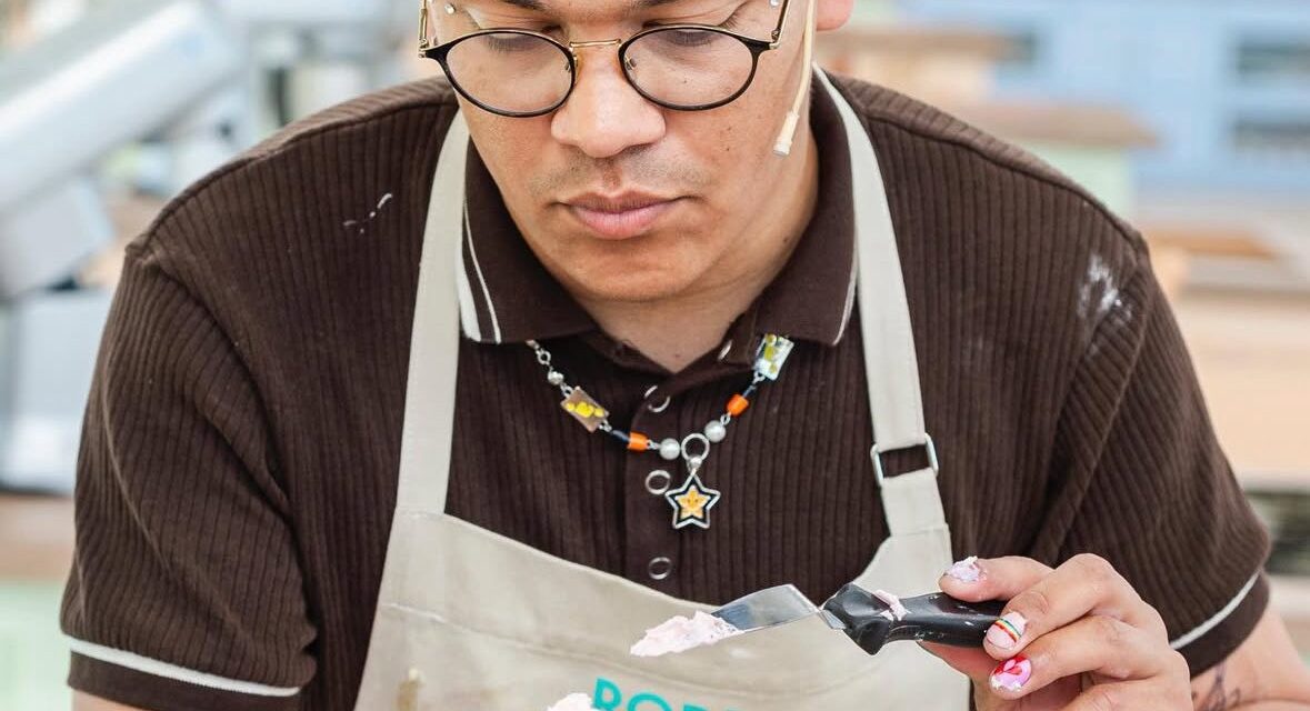 EL ARTIGUENSE RODRI SUÁREZ QUEDÓ EN EL TERCER LUGAR DE BAKE OFF URUGUAY