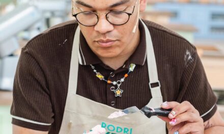 EL ARTIGUENSE RODRI SUÁREZ QUEDÓ EN EL TERCER LUGAR DE BAKE OFF URUGUAY