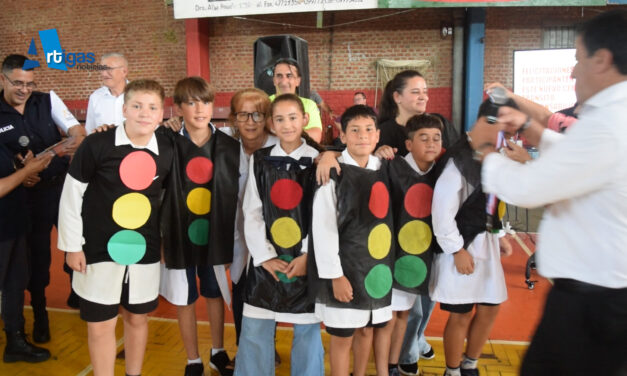SE REALIZÓ LA 8.ª EDICIÓN DEL CERTAMEN DEL SABER SOBRE TRÁNSITO EN EL CLUB DEPORTIVO ARTIGAS