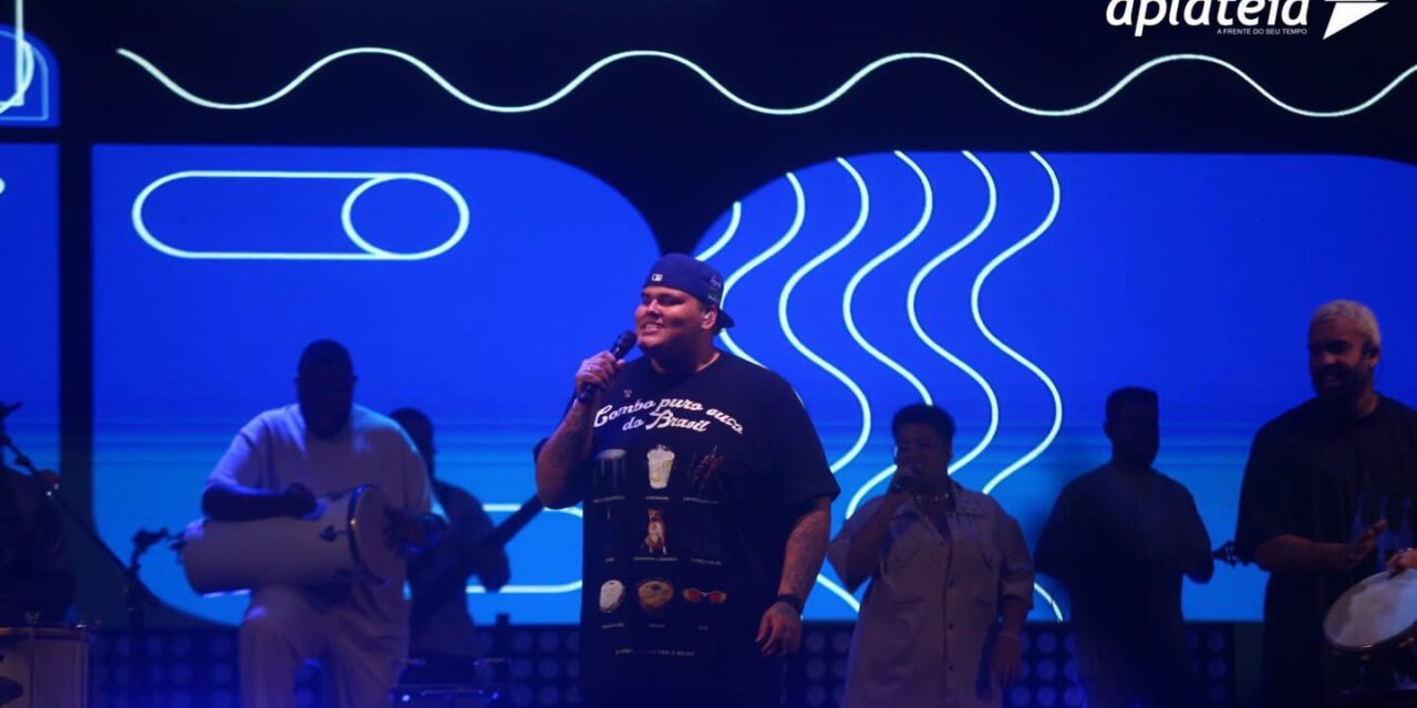 CIENTOS DE ARTIGUENSES DISFRUTARON DEL SHOW DE MENOS E MAIS EN LIVRAMENTO UNA NOCHE A PURO PAGODE EN EL ESTADIO 14 DE JULIO CON GRAN PRESENCIA DE PÚBLICO DE LA FRONTERA