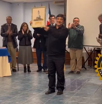 ROTARY CLUB ARTIGAS ENTREGÓ LOS PREMIOS “OBELISCO AL MÉRITO COMUNITARIO”