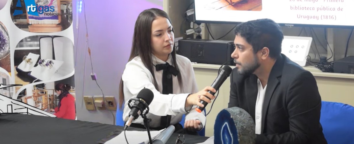 “EL LIBRO NOS ENCUENTRA”: ALUMNOS DE COMUNICACIÓN SOCIAL DEL CENTRO PEDRO FIGARI REALIZARON UNA ENTREVISTA IMPOSIBLE A MARIO BENEDETTI