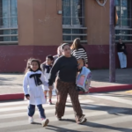 INSPECTORES DE TRÁNSITO REFUERZAN LA EDUCACIÓN VIAL EN CALLES DE ARTIGAS LOS OPERATIVOS SE CONCENTRAN EN EL RESPETO DE LAS CEBRAS Y LAS SEÑALIZACIONES, PRINCIPALMENTE EN ZONAS DE ALTO FLUJO VEHICULAR